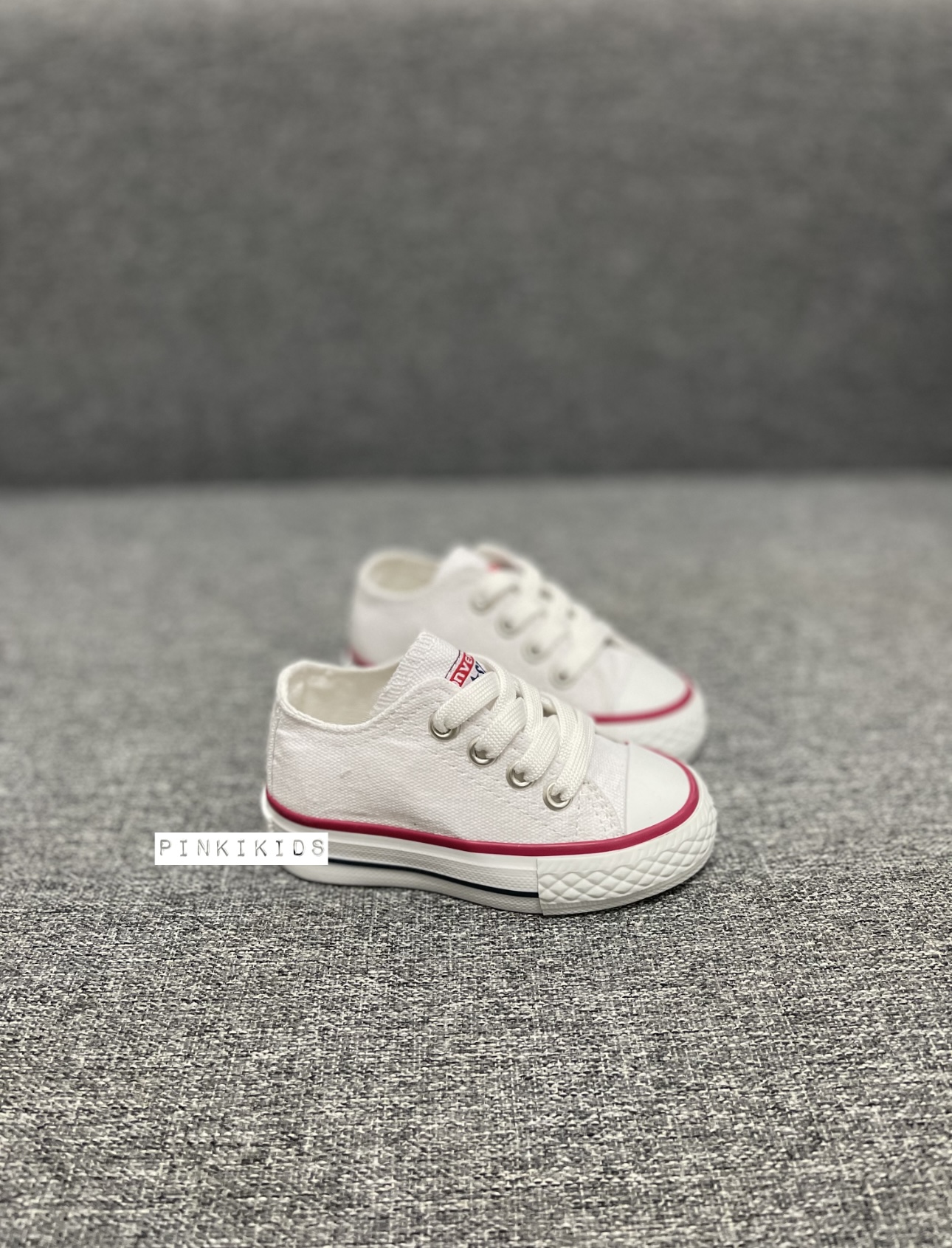 Beyaz Kısa Converse Sneaker