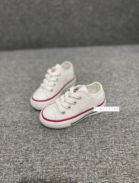 Beyaz Kısa Converse Sneaker